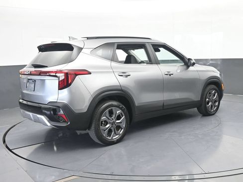 Used 2024 Kia Seltos S FWD image 6