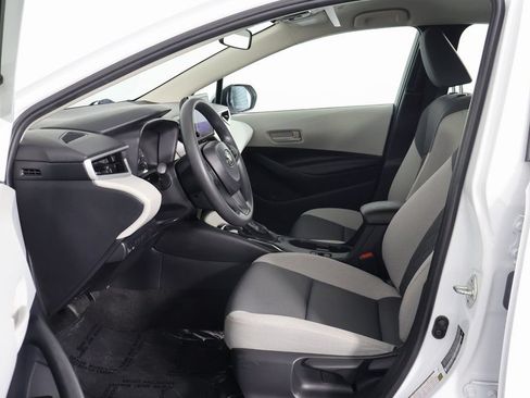 Used 2024 Toyota Corolla LE FWD image 10
