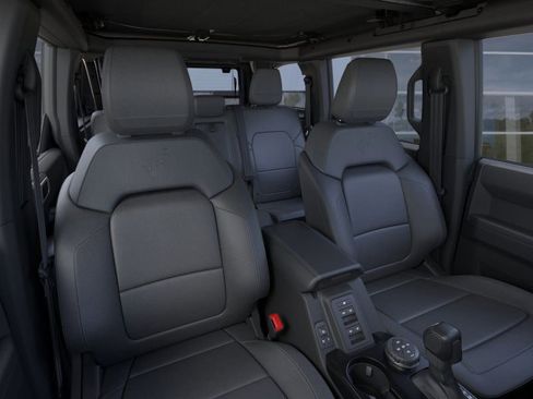 New 2026 Ford Bronco Outer Banks w/ Sasquatch Package image 10