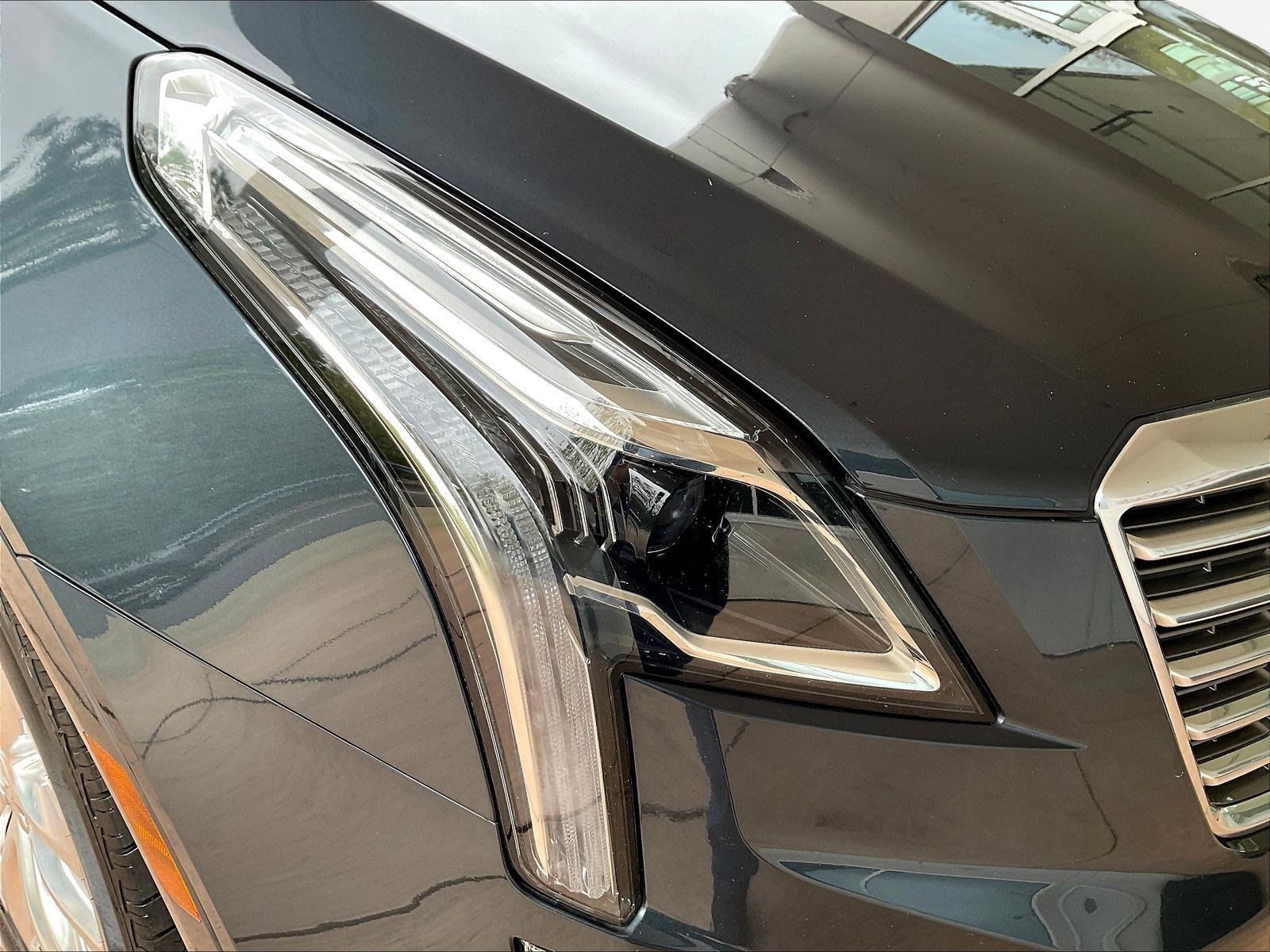 Used 2019 Cadillac XT5 Platinum AWD/4WD image 30
