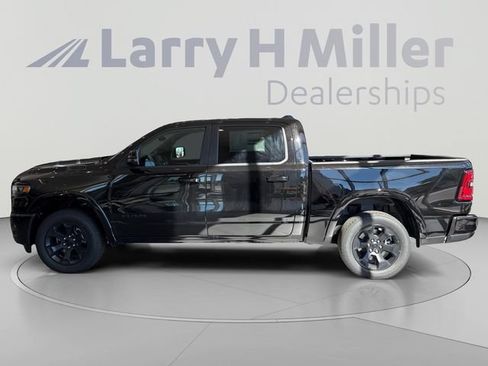 New 2027 RAM 1500 Big Horn AWD/4WD image 2
