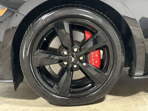Used 2021 Ford Mustang GT Premium w/ Equipment Group 401A RWD image 27