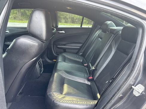 Used 2019 Dodge Charger SXT w/ Leather Interior Group RWD image 24
