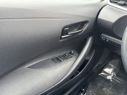 Certified 2023 Toyota Corolla LE image 29