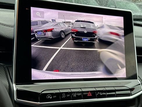 Used 2024 Jeep Compass Trailhawk image 21