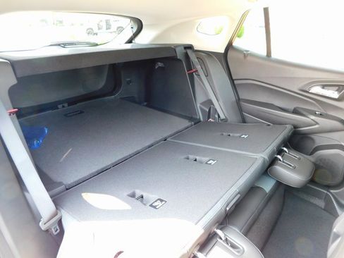 New 2025 Chevrolet Trax LT w/ Driver Confidence Package image 24