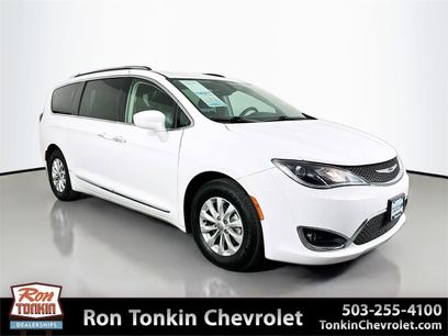 Used 2019 Chrysler Pacifica Touring-L