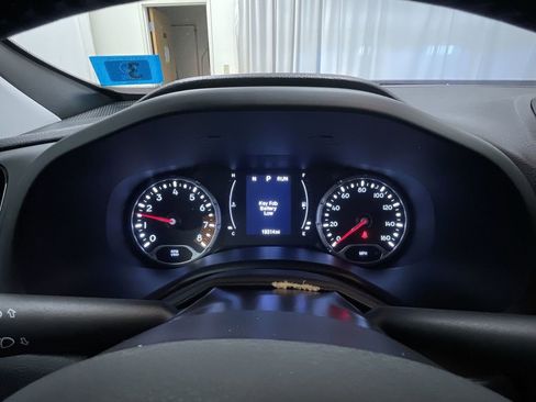 Used 2020 Jeep Renegade Altitude image 18