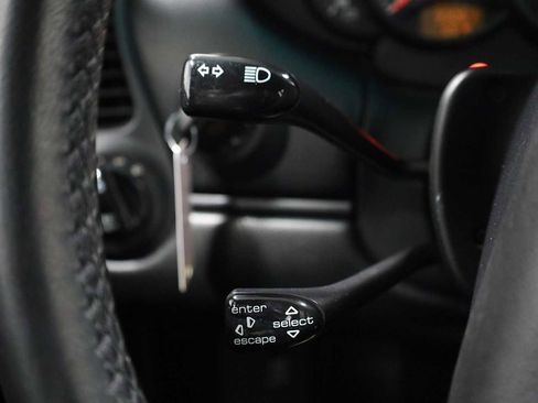 Used 2001 Porsche 911 Carrera image 29