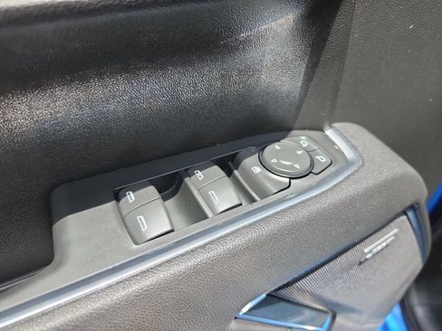 Used 2025 Chevrolet Silverado 1500 LT Trail Boss w/ Convenience Package II AWD/4WD image 18