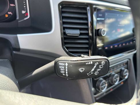 Certified 2023 Volkswagen Atlas SE w/ Panoramic Sunroof Package FWD image 32