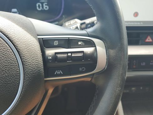 Used 2023 Kia Sportage EX FWD image 21