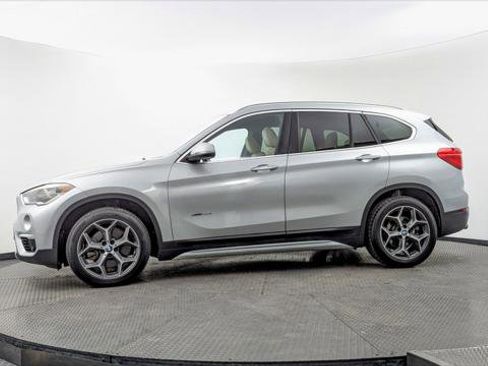 Used 2017 BMW X1 xDrive28i image 3