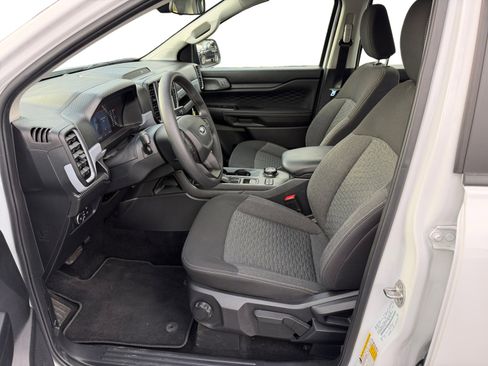 Used 2025 Ford Ranger XL image 9