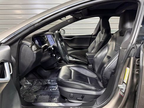 Used 2015 Tesla Model S 85 image 13