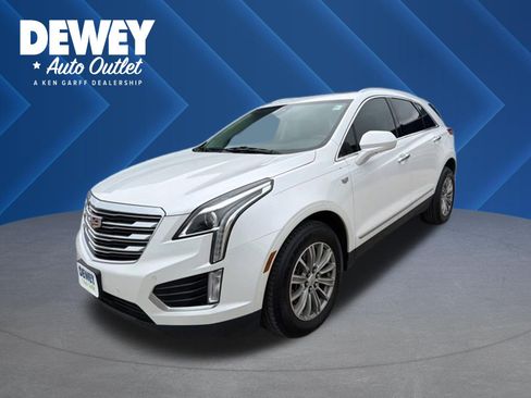 Used 2017 Cadillac XT5 Luxury w/ Driver Awareness Package AWD/4WD image 1