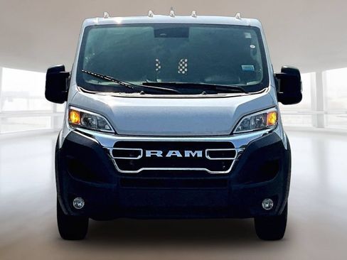 Used 2025 RAM ProMaster 2500 w/ U-Haul Equipment Group FWD image 2