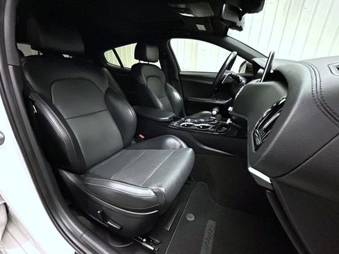Used 2021 Kia Stinger GT-Line w/ Sun & Sound Package image 15