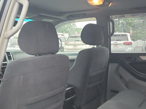 Used 2004 Toyota 4Runner 4WD image 14