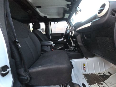 Used 2016 Jeep Wrangler Unlimited Sport w/ Quick Order Package 23S image 8