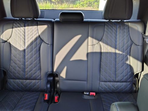 New 2025 Cadillac Escalade IQ Luxury 1 image 36