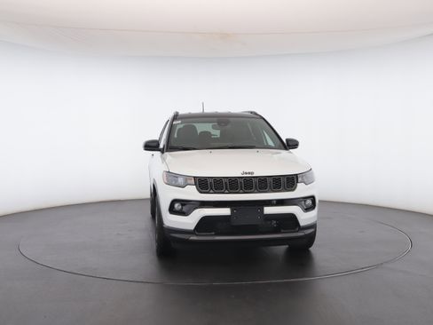New 2026 Jeep Compass Limited image 34