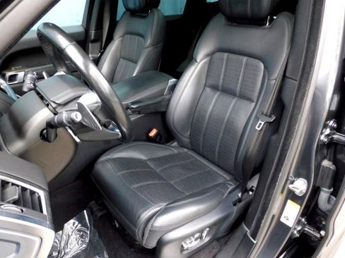 Used 2019 Land Rover Range Rover Sport HSE Dynamic AWD/4WD image 14