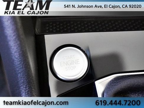 Used 2024 Volkswagen Taos SE image 30