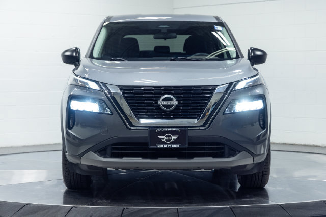 Used 2023 Nissan Rogue S AWD/4WD image 5
