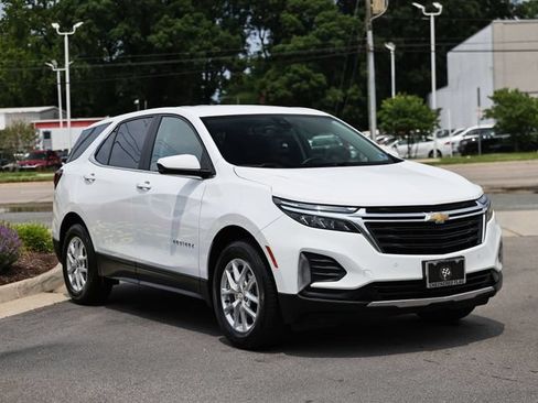 Used 2024 Chevrolet Equinox LT AWD/4WD image 14