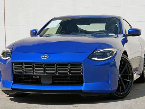 Used 2026 Nissan Z Performance w/ Floor Mat Package RWD image 3