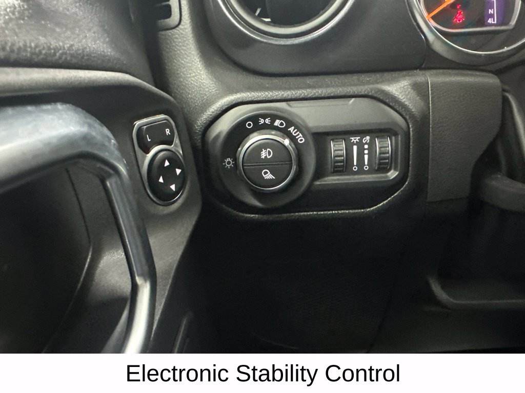 Used 2022 Jeep Gladiator Sport AWD/4WD image 39