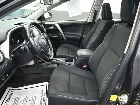 Used 2016 Toyota RAV4 XLE image 23