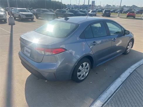 Used 2024 Toyota Corolla LE image 7