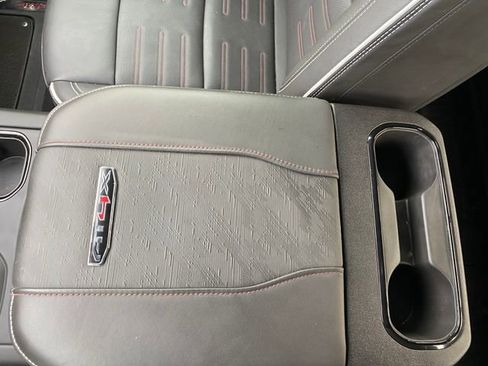 Used 2025 GMC Sierra 2500 AT4X AWD/4WD image 21