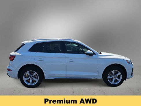 Used 2023 Audi Q5 2.0T Premium w/ Convenience Package AWD/4WD image 9