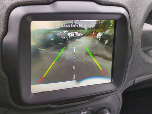 Used 2018 Jeep Renegade Trailhawk image 20