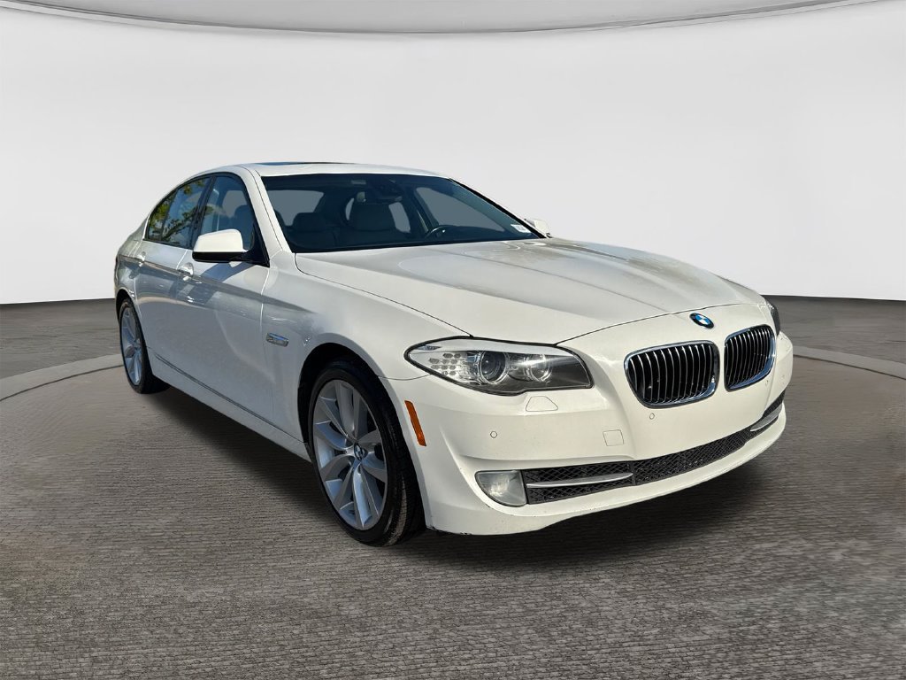 Used 2011 BMW 535i Sedan RWD image 1