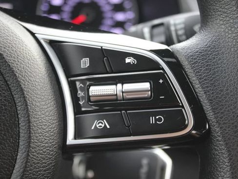 Used 2024 Kia Forte LXS FWD image 14