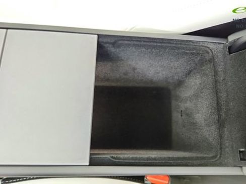 Used 2026 Tesla Model Y Long Range RWD image 48