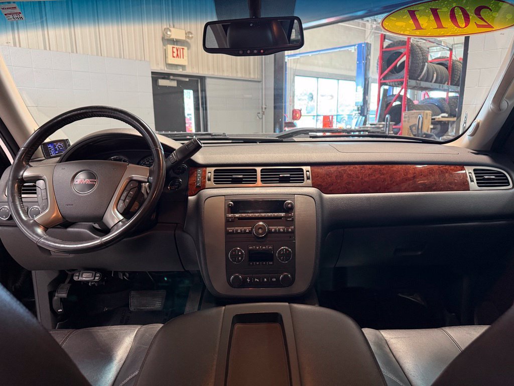 Used 2011 GMC Sierra 2500 SLT w/ SLT Convenience Package AWD/4WD image 13