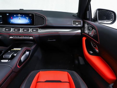 New 2026 Mercedes-Benz GLE 53 AMG 4MATIC Coupe image 18