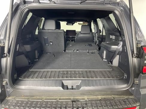 Used 2026 Toyota 4Runner Limited AWD/4WD image 14