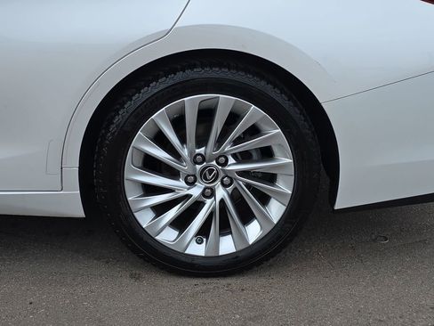 Used 2021 Lexus ES 350 Ultra Luxury w/ Accessory Package 2 image 37