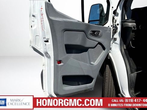 Used 2024 Ford Transit 350 XLT image 17