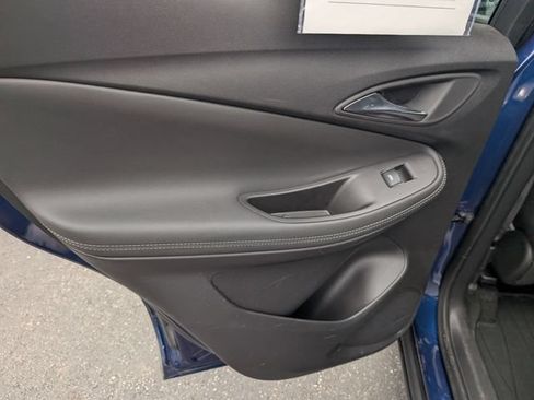 Used 2023 Buick Encore GX Preferred w/ Cold Weather Comfort Package FWD image 10