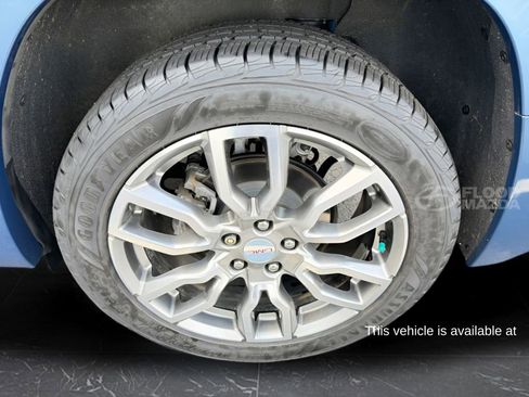 Used 2024 GMC Terrain Denali w/ Denali Premium Package image 33