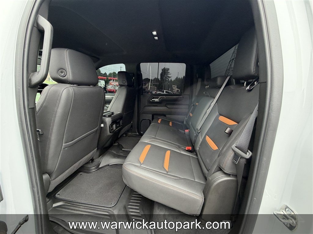 Used 2025 GMC Sierra 2500 AT4 AWD/4WD image 13