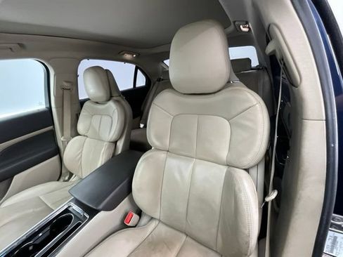 Used 2017 Lincoln Continental Reserve w/ Luxury Package AWD/4WD image 5