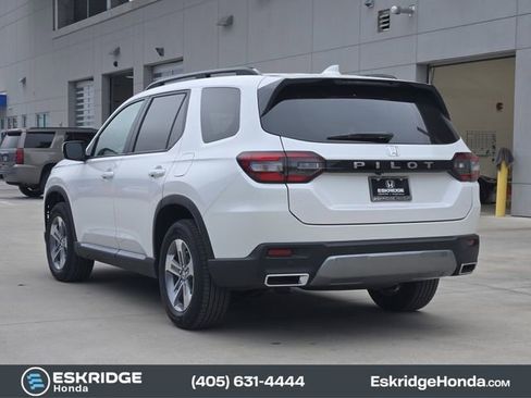 New 2026 Honda Pilot EX-L image 3